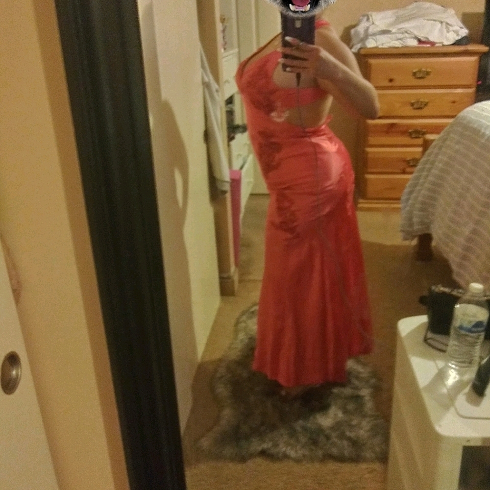 Beautiful coral gown!